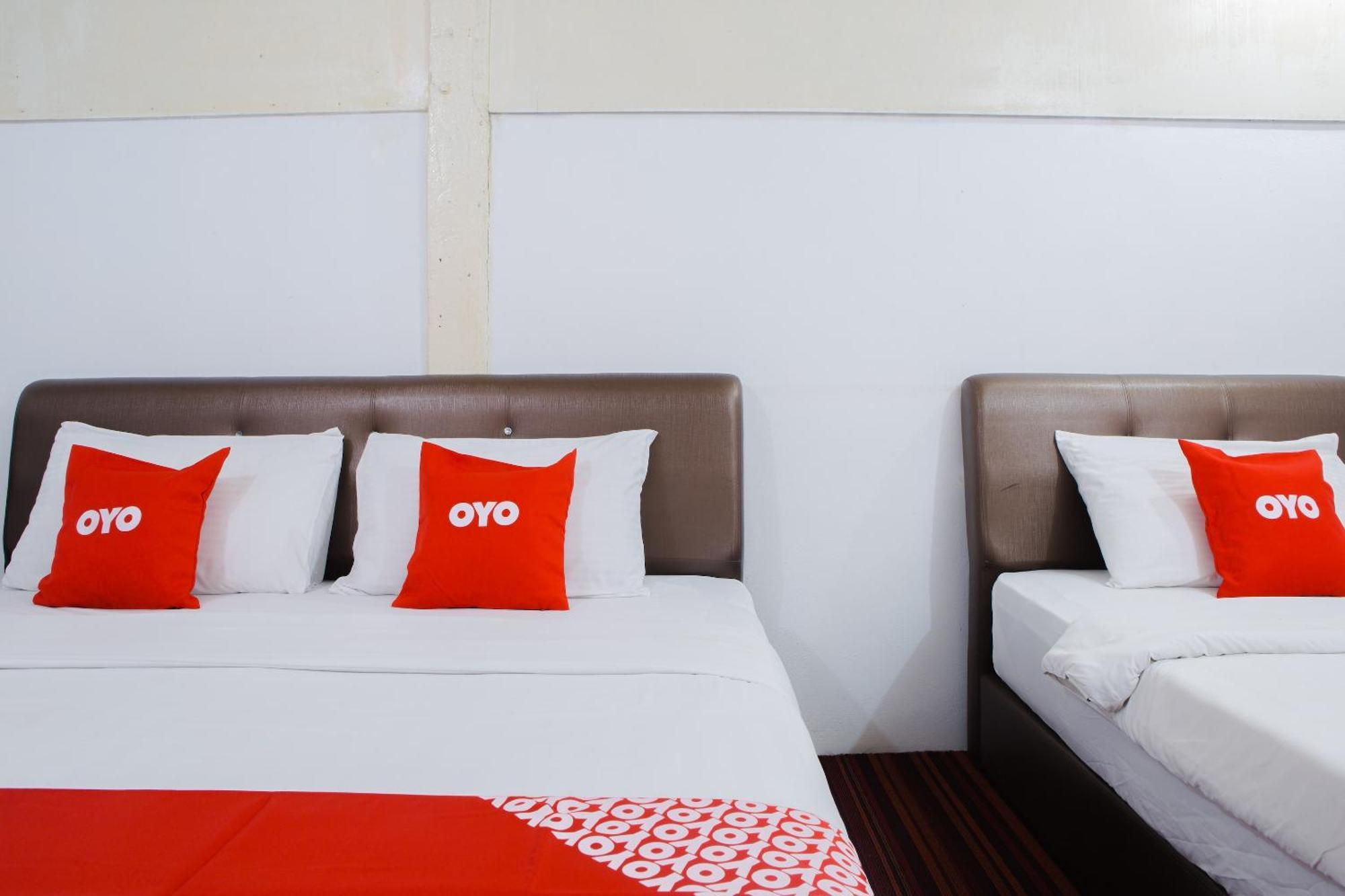 Oyo 90037 The 7 Lodge Tambunan מראה חיצוני תמונה