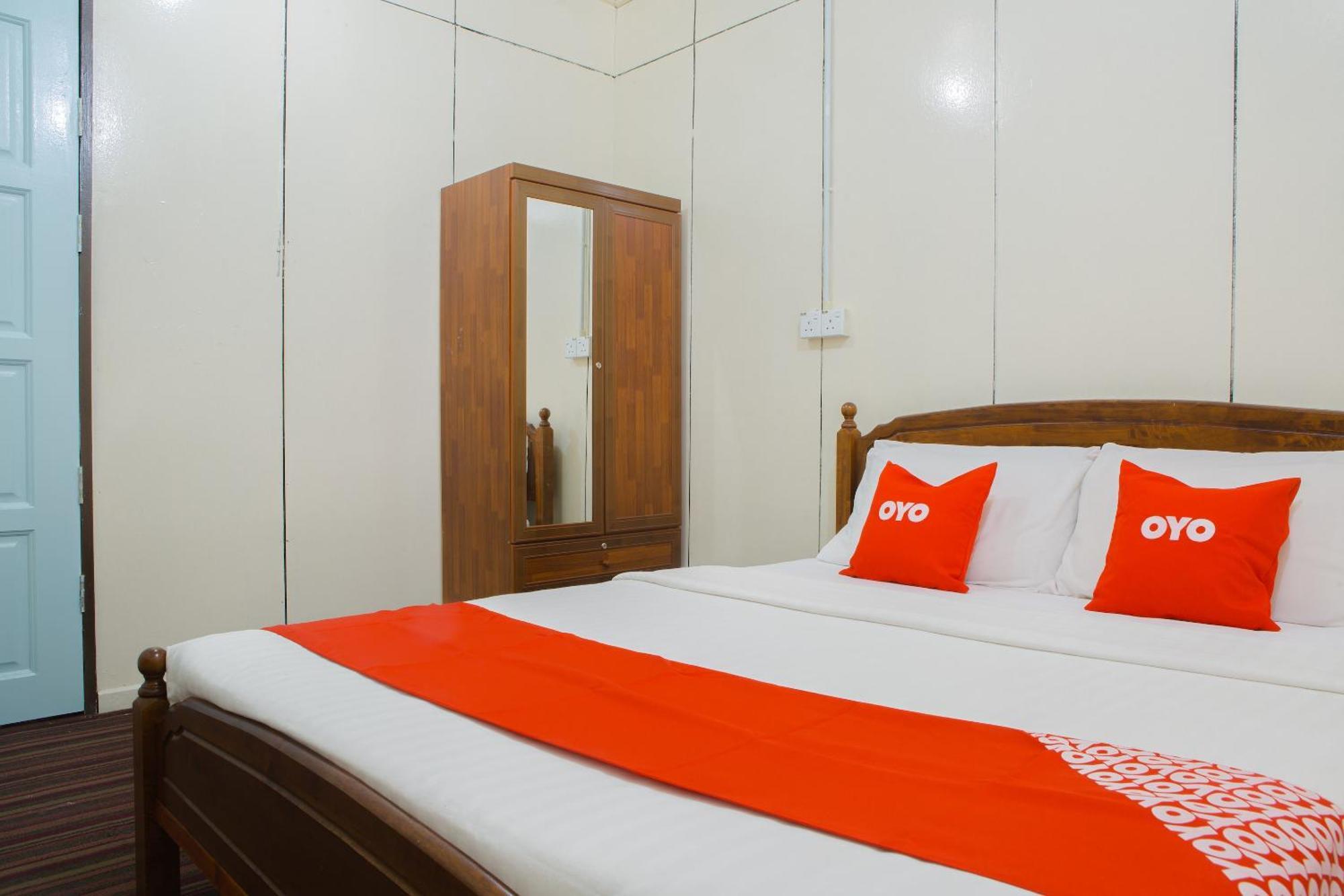 Oyo 90037 The 7 Lodge Tambunan מראה חיצוני תמונה