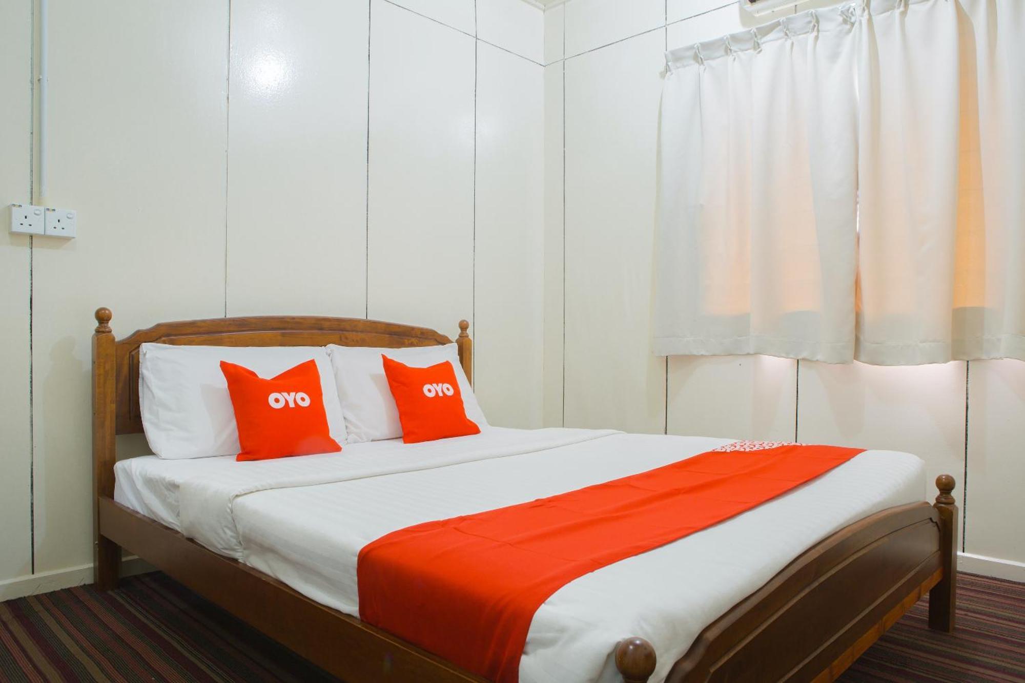 Oyo 90037 The 7 Lodge Tambunan מראה חיצוני תמונה