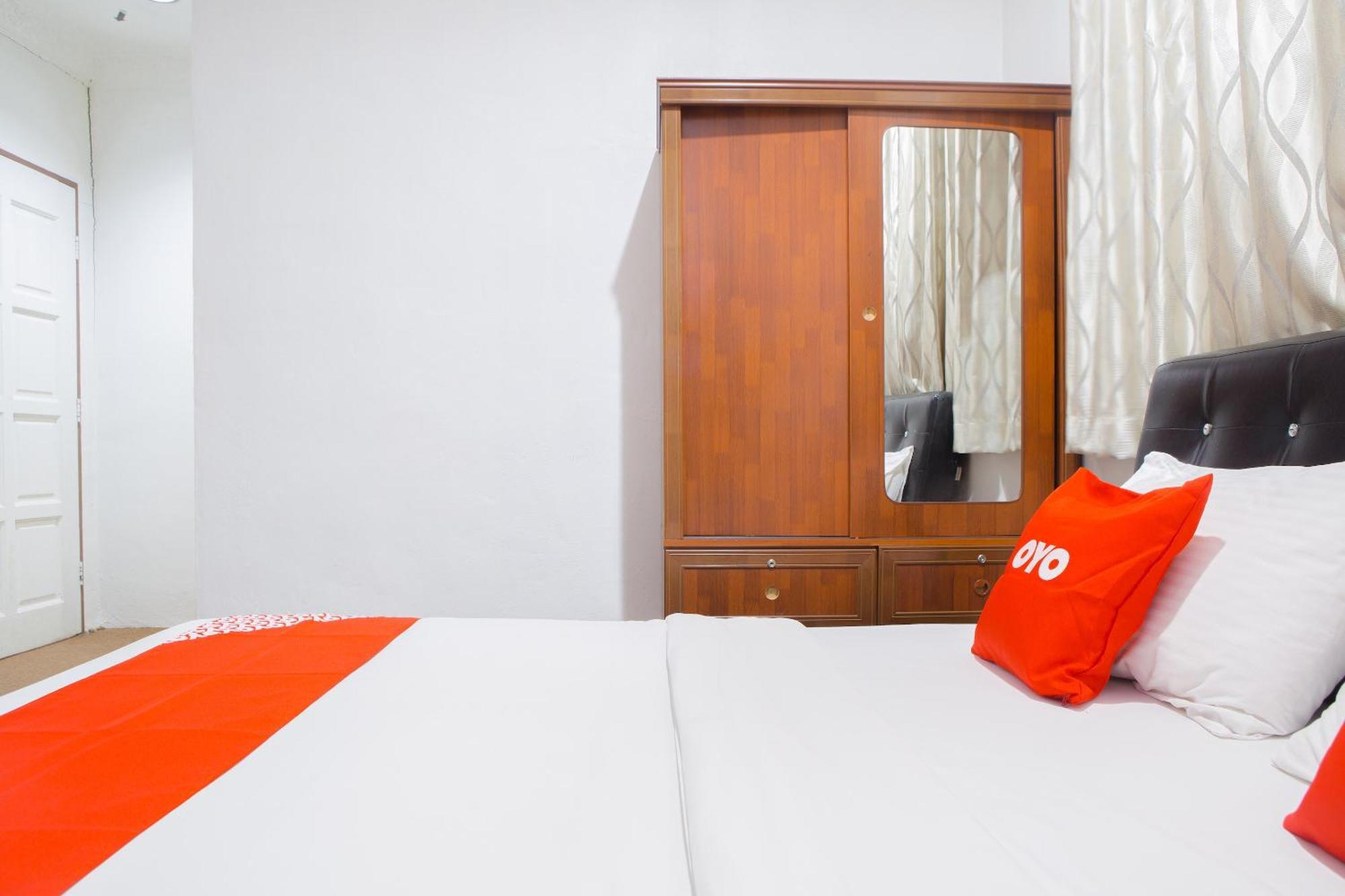 Oyo 90037 The 7 Lodge Tambunan מראה חיצוני תמונה
