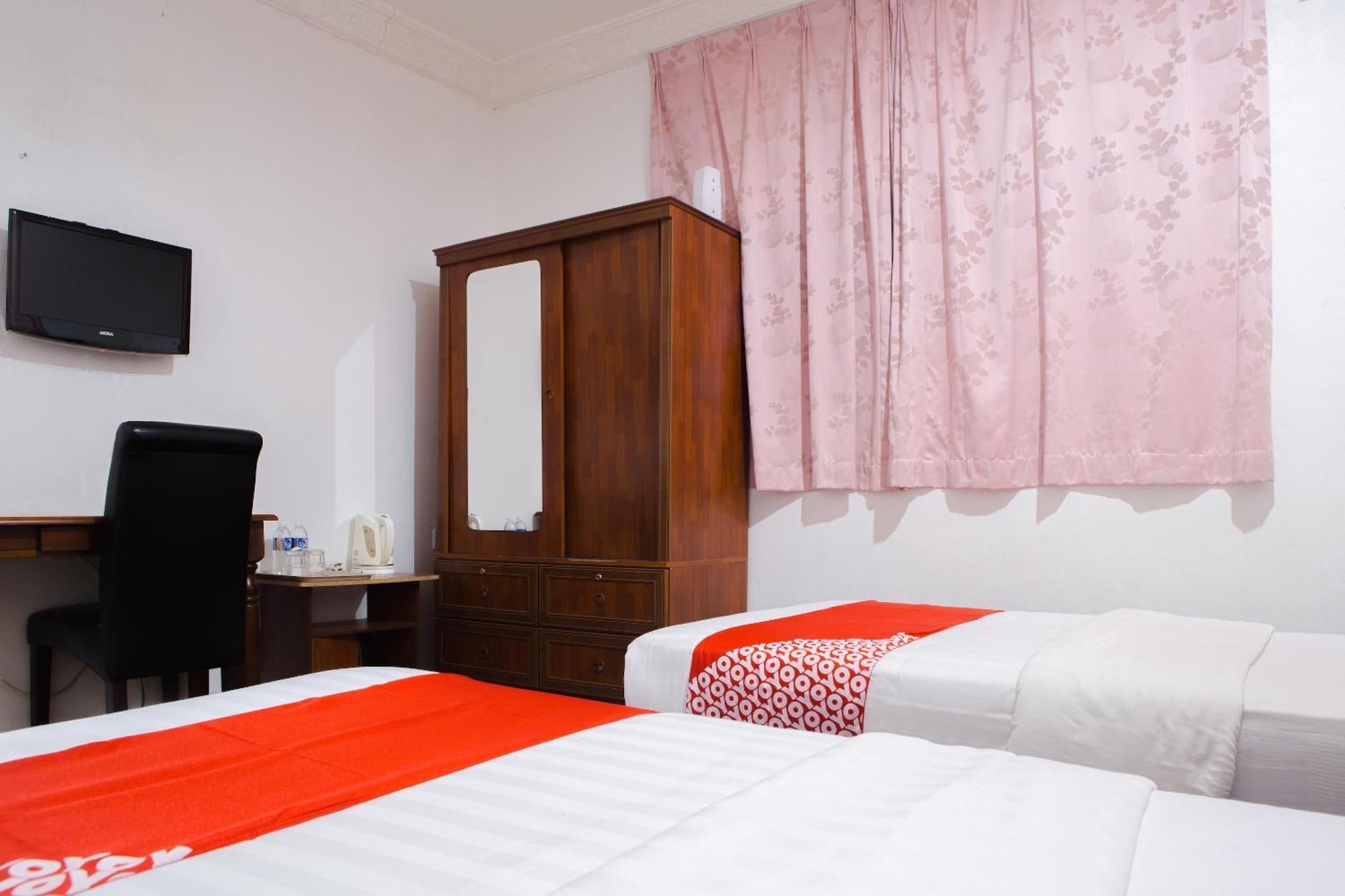Oyo 90037 The 7 Lodge Tambunan מראה חיצוני תמונה