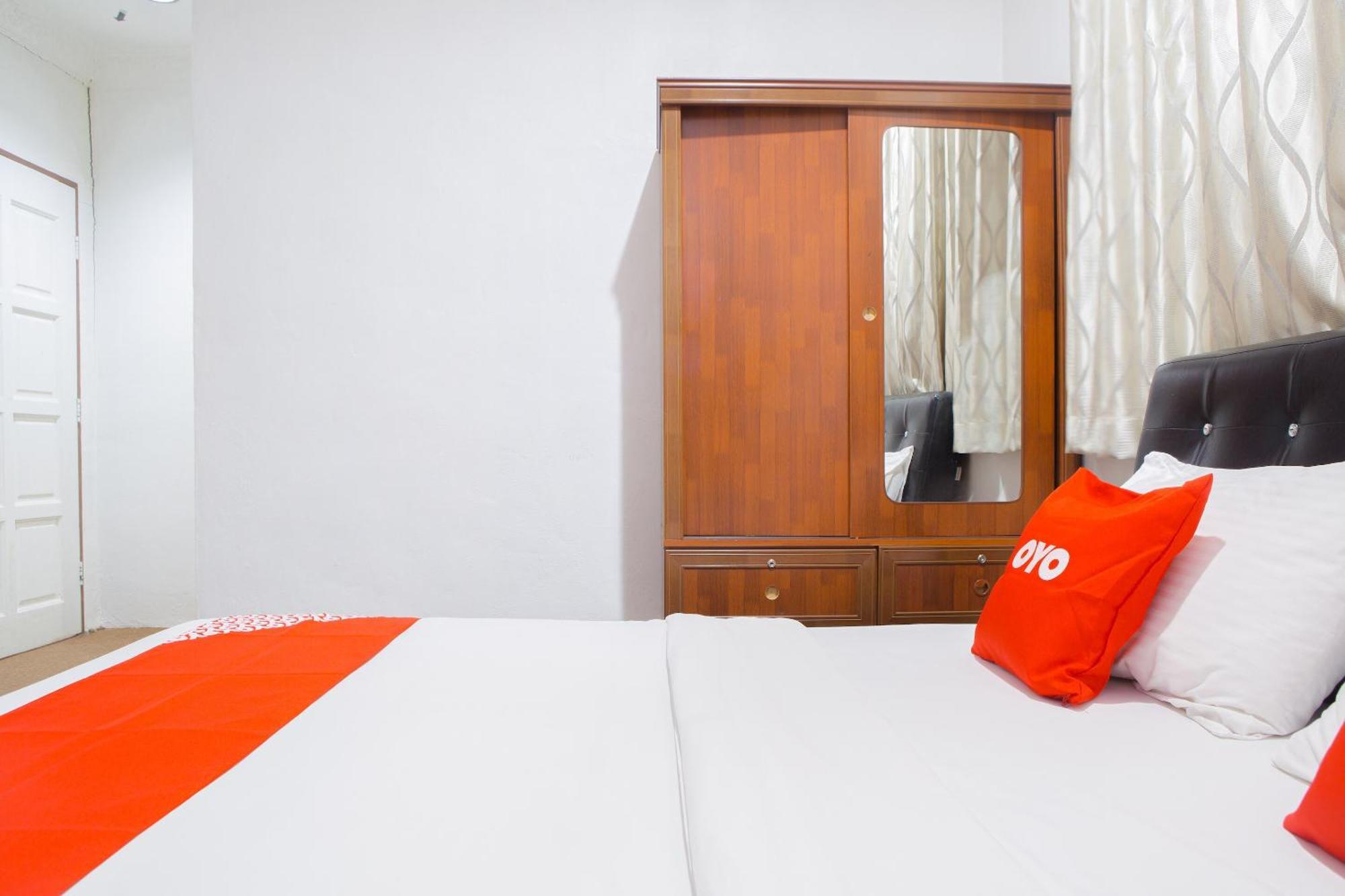 Oyo 90037 The 7 Lodge Tambunan מראה חיצוני תמונה