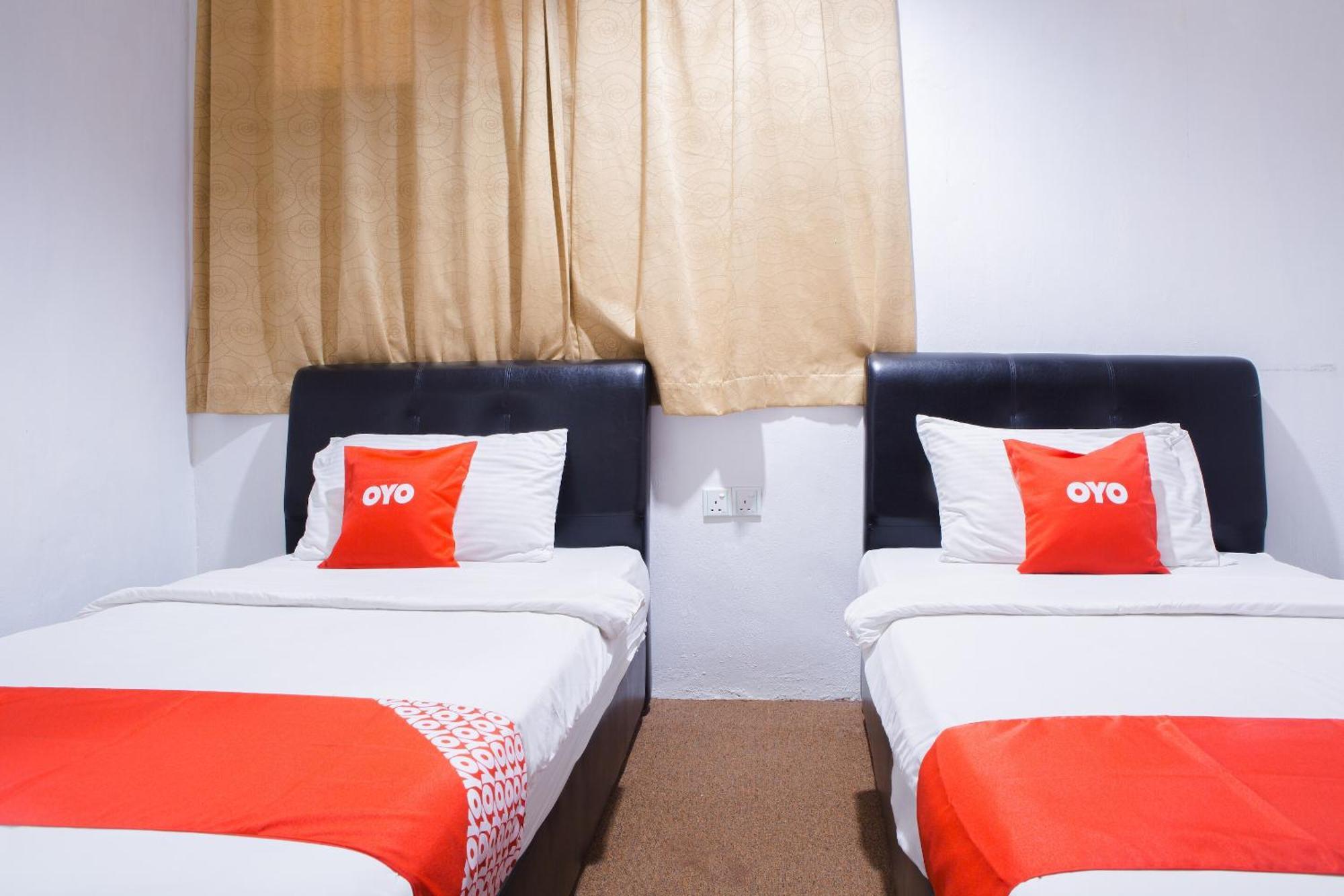 Oyo 90037 The 7 Lodge Tambunan מראה חיצוני תמונה